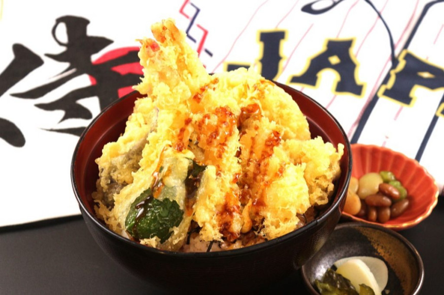 写真:和食 特製天丼