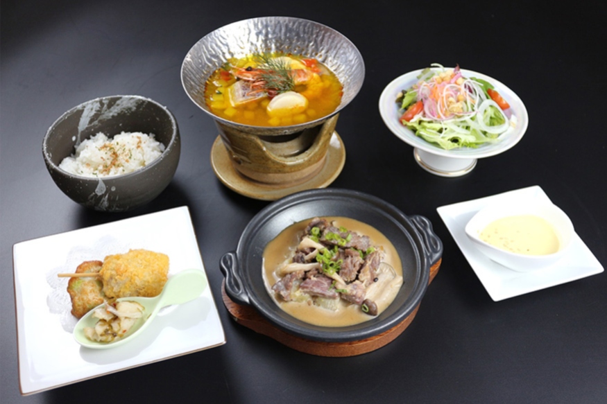 写真:洋食 Prima primavera