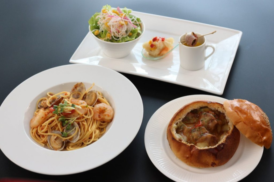 写真:洋食 スタジオーネフレッド
