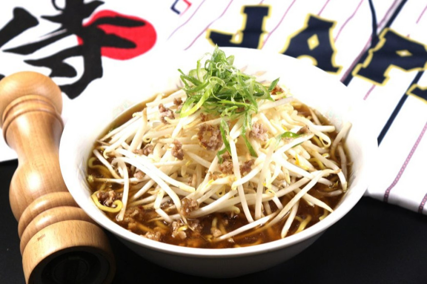 写真:中華 特製もやし炒めラーメン